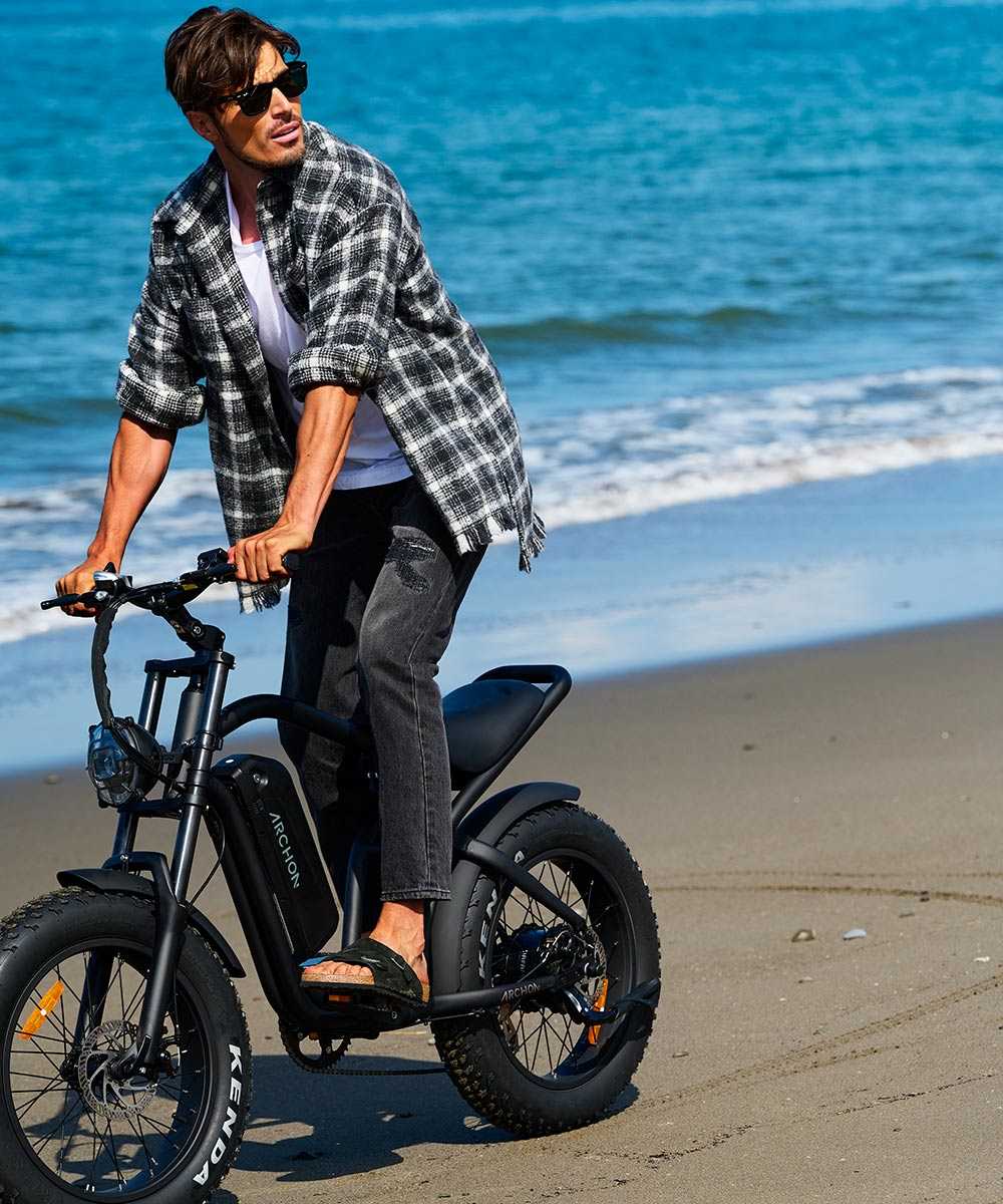 ARCHON アルコン ベルティングフーディー フィールドジャケット　自転車 話題のEバイク アルコン(ARCHON)の取扱がスタート致しました